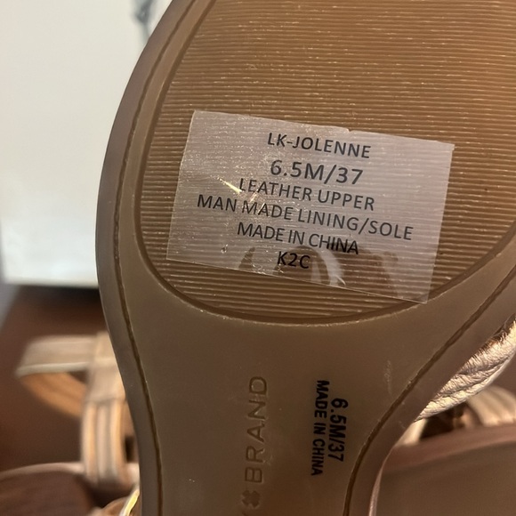 Lucky Brand Jolene Gold Sandals - Picture 12 of 15
